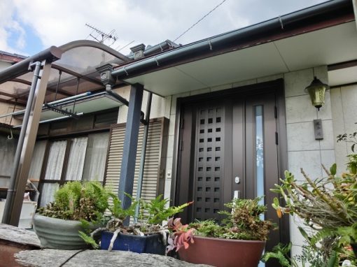 住む人を選ぶ家